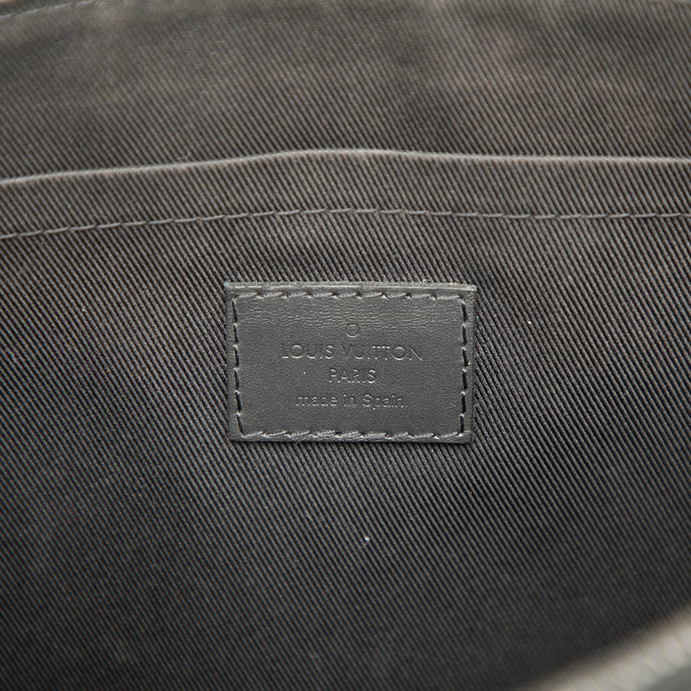 Pre-Loved Louis Vuitton Monogram Shadow Discovery Pochette - Picture 5 of 7